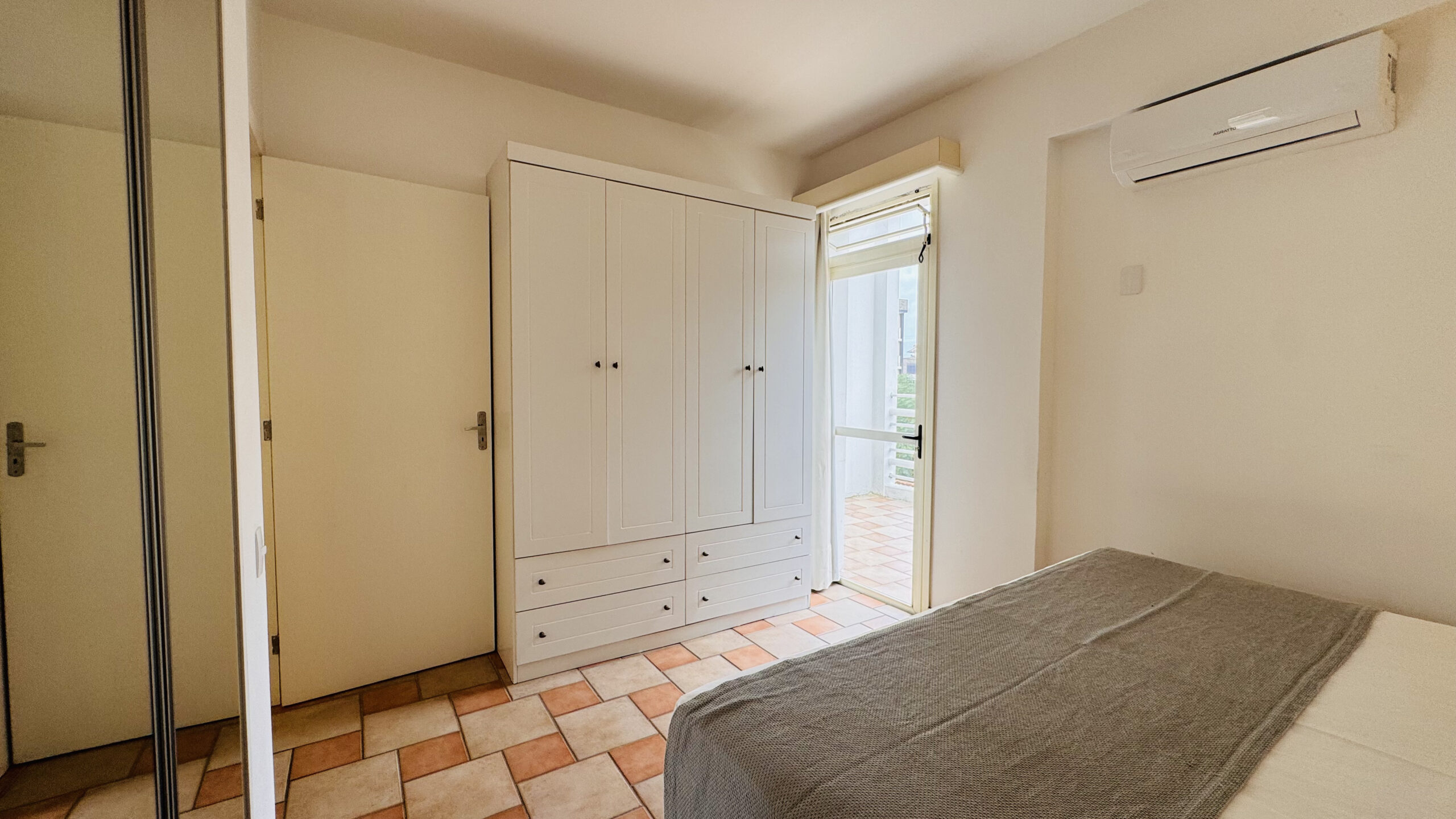 Superior — Express Floripa Residence
